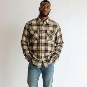 Orvis Active Fit Blue Plaid Long Sleeve Button Down Shirt - Size Large